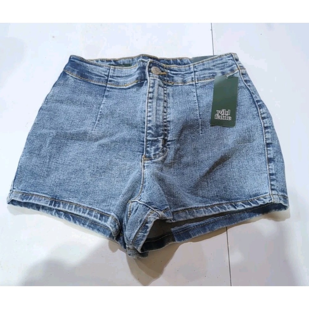 Wild Fable Shorts Women's Size 4 Blue High-Rise shorts NEW